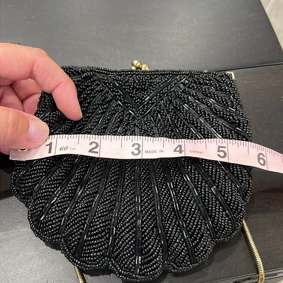 Vintage beaded scallop shell handbag - Picture 5 of 5